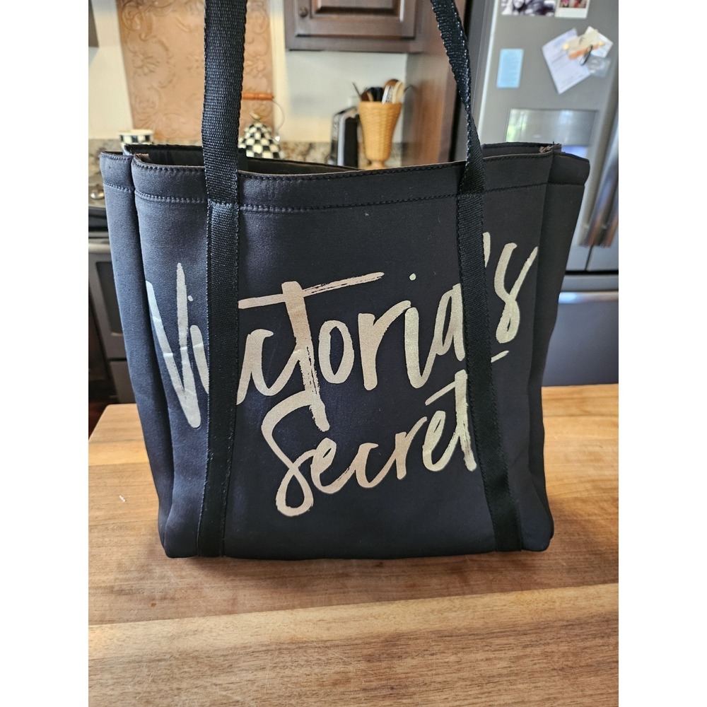 Victoria Secret Black/Gold Thermal Wine Tote Bag Beach Bag Picnic Chiller Cooler